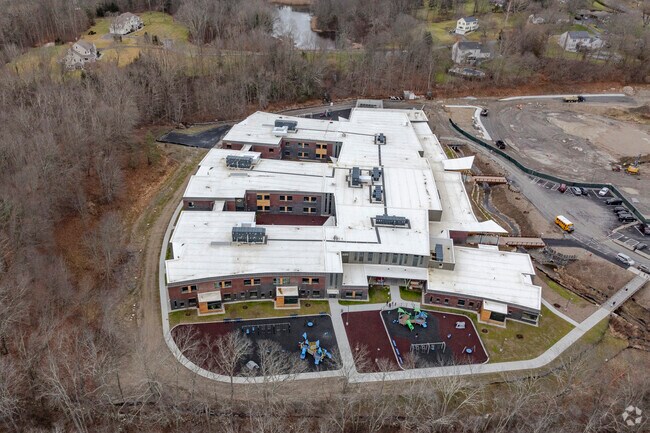 Huckleberry Hill Elementary School at 100 Candlewood Lake Road in Brookfield, CT.