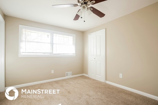 2134 Elinwood Dr, Atlanta, GA 30344 - photo 7