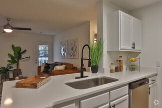 771 E Butler Rd, Mauldin, SC 29662