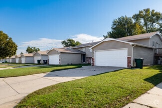 1329 Williamsburg N, Wichita, KS 67208