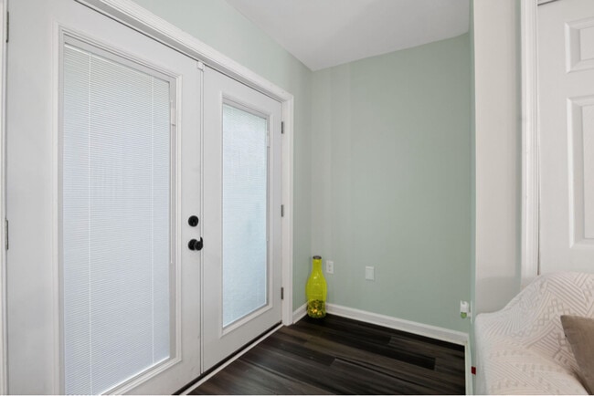 405 Westminster Ln, Stafford, VA 22556 - photo 2