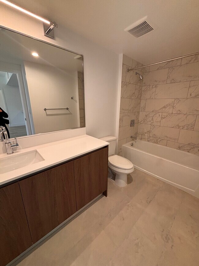 1904 Monroe St unit A1, Hollywood, FL 33020 - photo 5