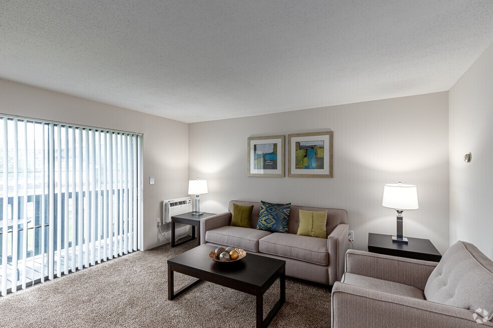 Pebblebrook - Heat, Water and Gas Included!, New Britain, CT 06053 - photo 1