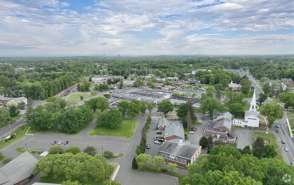 NH_Bloomfield_537305_p2_04122024