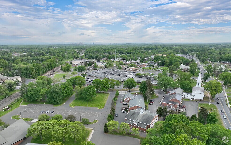 NH_Bloomfield_537305_p2_04122024