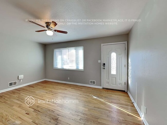 11528 Larson Ln, Northglenn, CO 80233 - photo 4