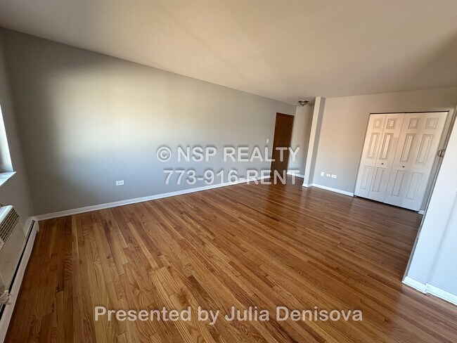 1653 Oakwood Ave unit 2B, Des Plaines, IL 60016 - photo 3