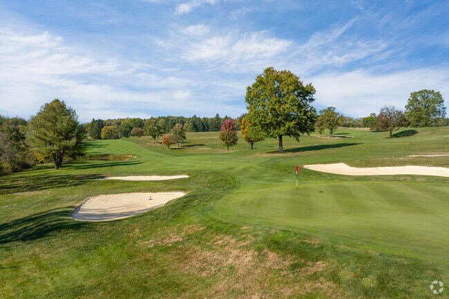 Willowbrook Country Club is great to book a tee time for residents of Allegheny Township.