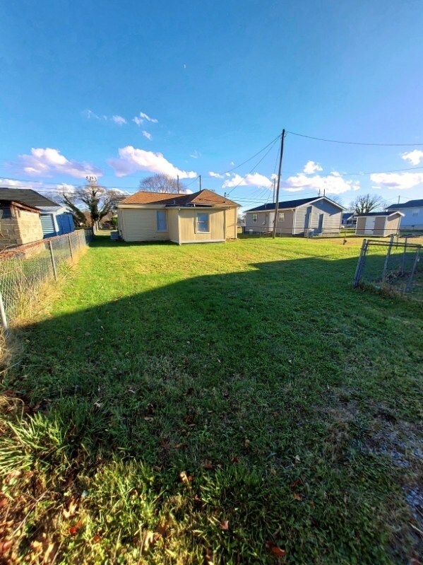 1730 Park St, Kingsport, TN 37664 - photo 4