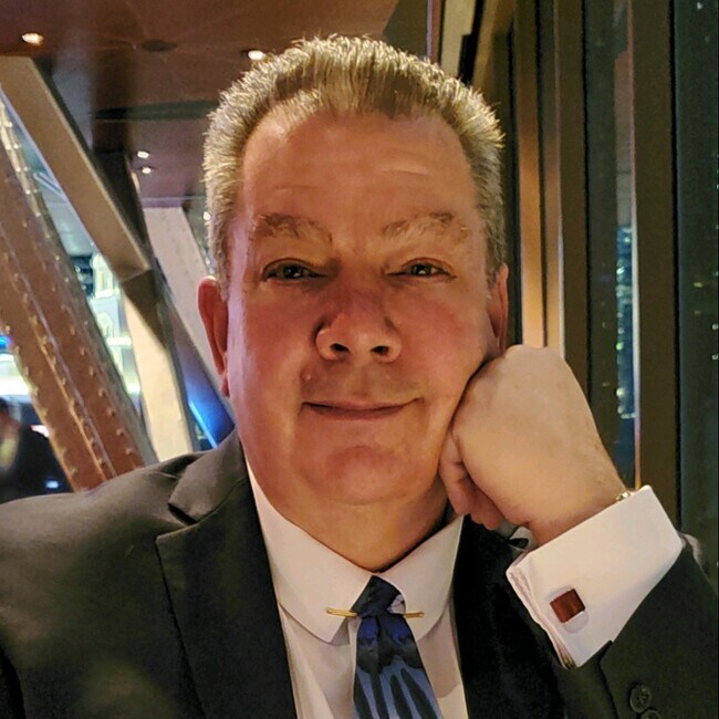 Agent Photo