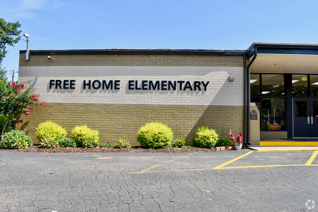 Free Home Elementary School provides education in the neighborhood of Union Hill.