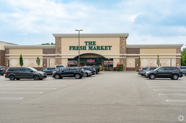 Residents can get groceries from the Fresh Market in the Plaza Park neighborhood.