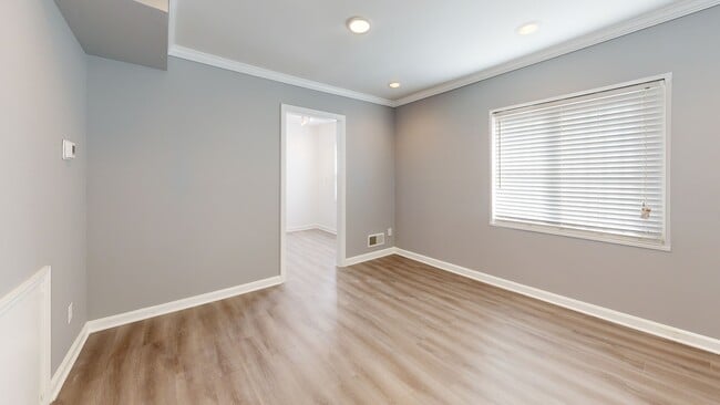 6029 Martin Luther King Junior Ct, Capitol Heights, MD 20743 - photo 2