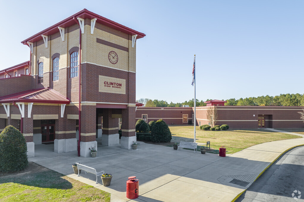 Clinton High School has dedicated teachers who prepare students fro college and careers.