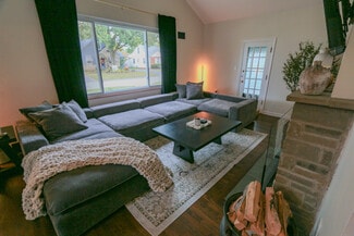 195 S Sylvan Ave, Columbus, OH 43204