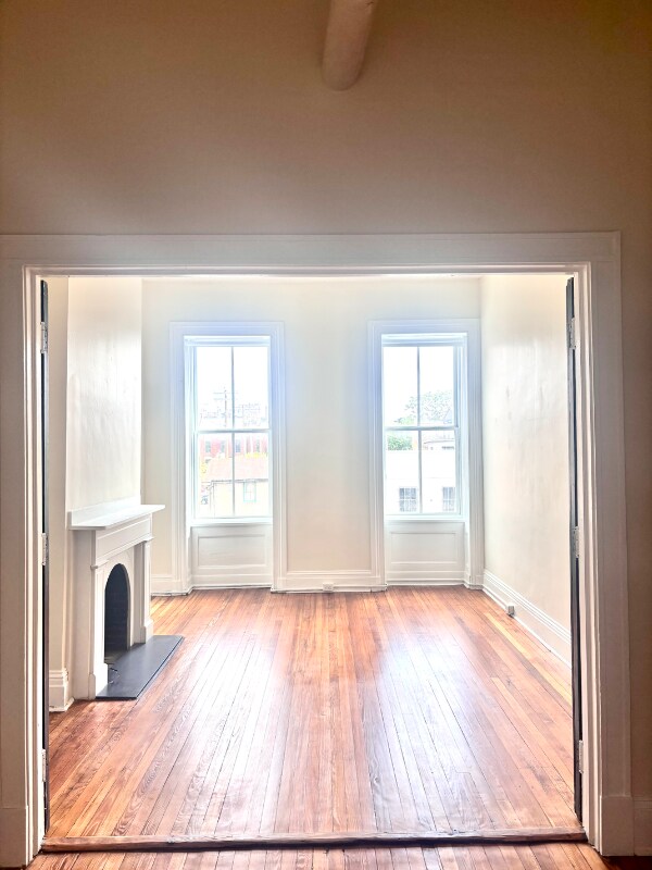 218 W Madison St Unit 2F, Baltimore, MD 21201