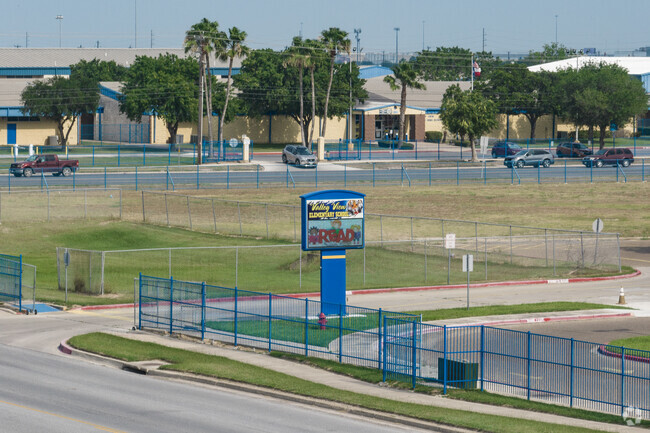 Valley View Elementary School hosts grades Pre-K thru 5th grade in the Las Milpas area.