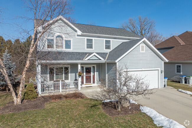Find yourself in a stunning Modern Craftsman style home in the Euclid Park neighborhood.