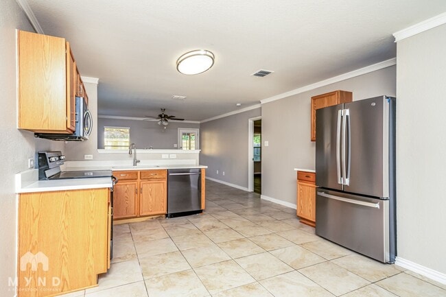 8924 Sun Haven Way, Fort Worth, TX 76244 - photo 2