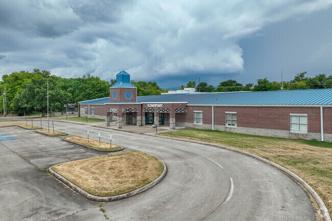East Side Elementary is for Pre-K and elementary students in Ridgedale-Oak Grove.