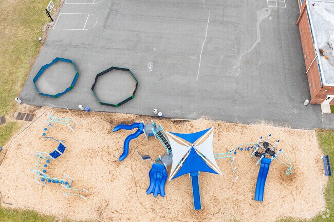Mount Pleasant Elementary School is perfect for learning with the right amount of fun.