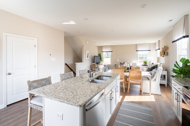 4164 Park Trail Dr, Henrico, VA 23220 - photo 5