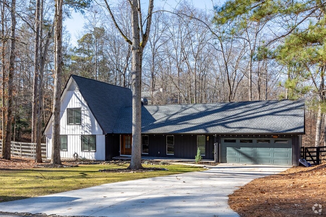 Older split level home in the Martin's Landing Neighborhood.