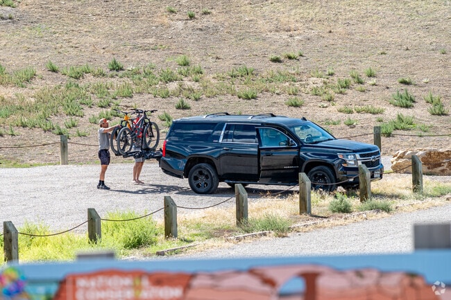 Mack locals get ready to hit the Kokopelli Trails for a day of mountain biking.