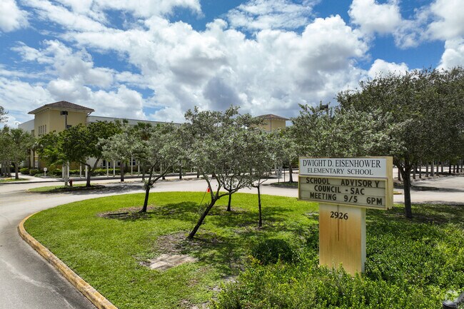 Eisenhower Elementary is a great choice for Downtown Palm Beach Gardens students.