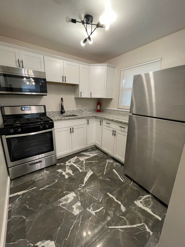 7901 Camargo Rd Unit 1, Cincinnati, OH 45243