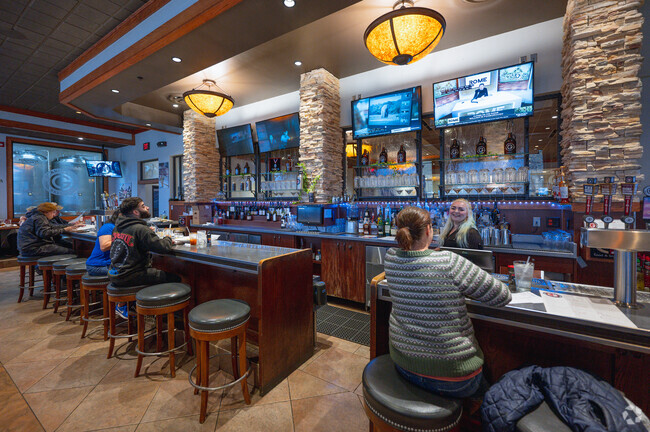 A favorite place to get a bite or a drink near Lake Forest is Granite City Food & Brewery.