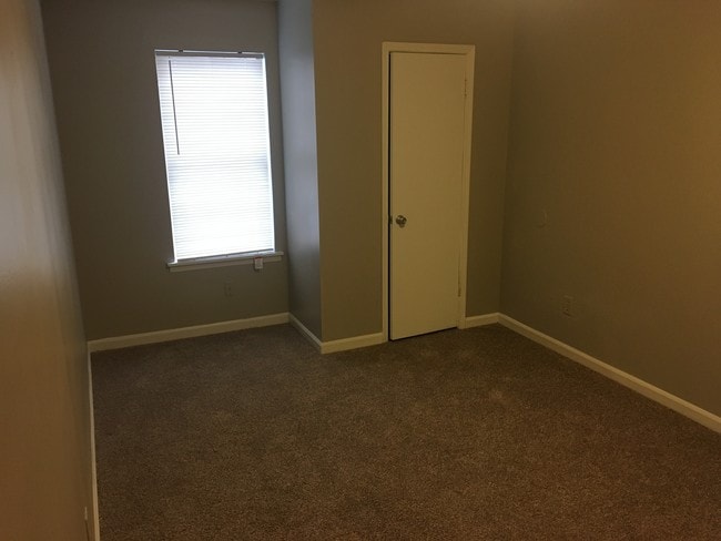 Cross Creek Apartments, Carrollton, GA 30117 - photo 5