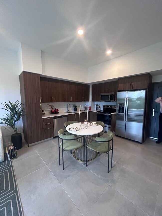 1921 Pierce St unit A3, Hollywood, FL 33020 - photo 3