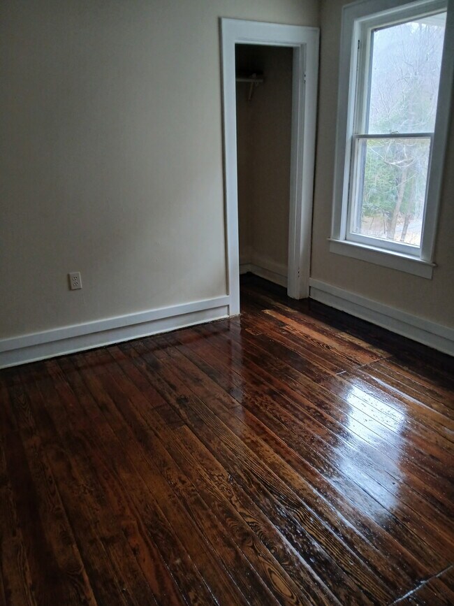 2812 Overlook Dr, Huntington, WV 25705 - photo 2