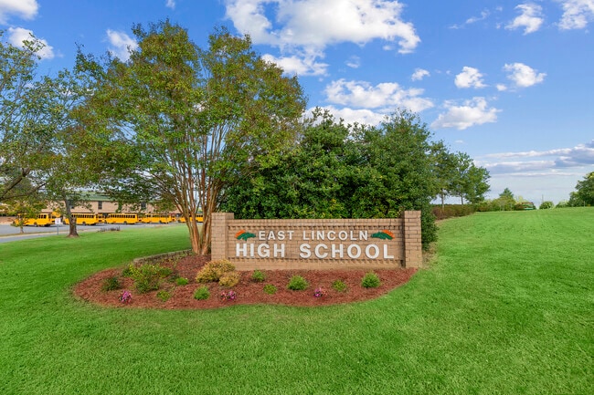 You can take comfort with highly ranked Lincoln County Schools nearby, getting ready in the morning will be a breeze.