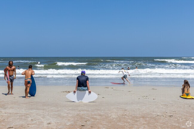Get some practice in before your heat at the FL Skimboard Pro/Am in Saint Augustine.