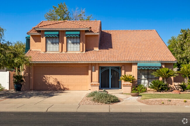 Homeowners in Central Ridge choose to paint their homes in desert tones.