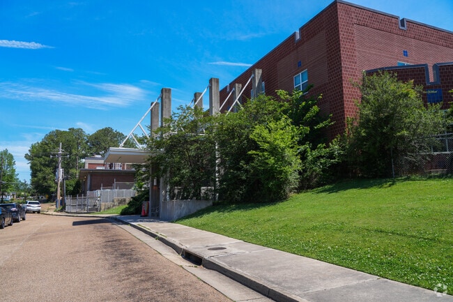 Johnson Elementary School has a C minus rating on the website Niche.