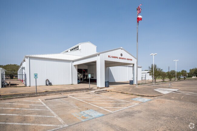 Residents of El Campo flock to the El Campo Aquatic Center to escape the summer heat.