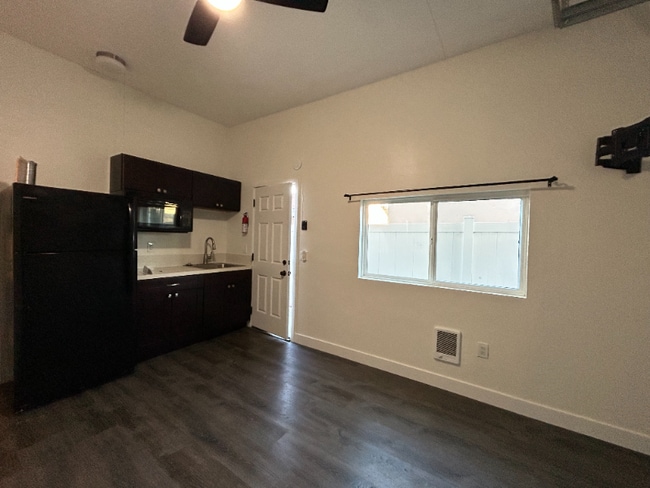 3467-71 Luna Ave, San Diego, CA 92117 - photo 7