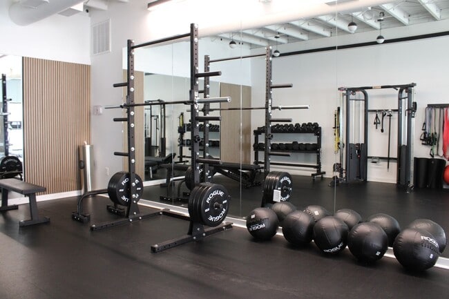 363 King St unit B, Charleston, SC 29401 - photo 4