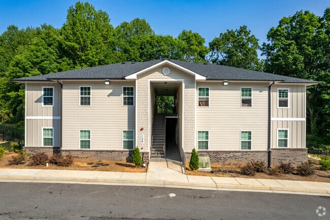 Sierra Vista, Cornelia, GA 30531 - photo 5