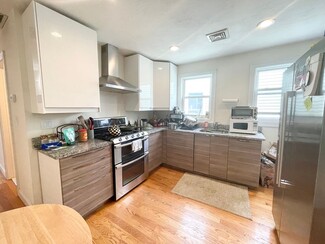 7 Sudan St, Boston, MA 02125