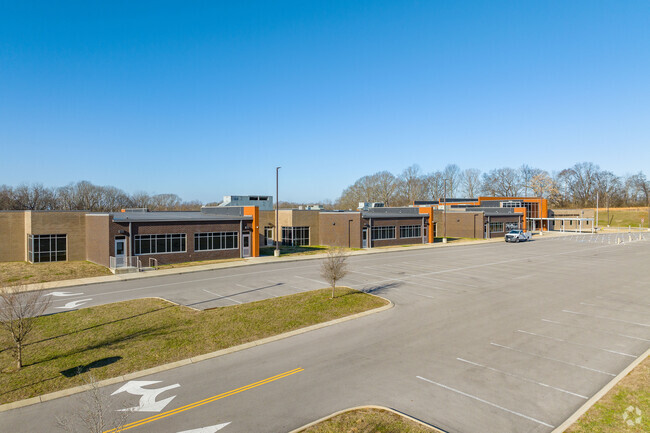 Battle Creek Elementary School is a one story modern school in Spring Hill.