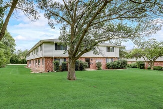 8825 W Howard Ave, Greenfield, WI 53228
