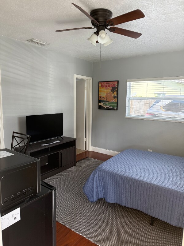 2419 NE 2nd Ave, Boca Raton, FL 33431 - photo 6