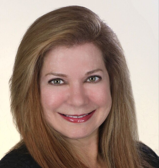 Suzanne Keys