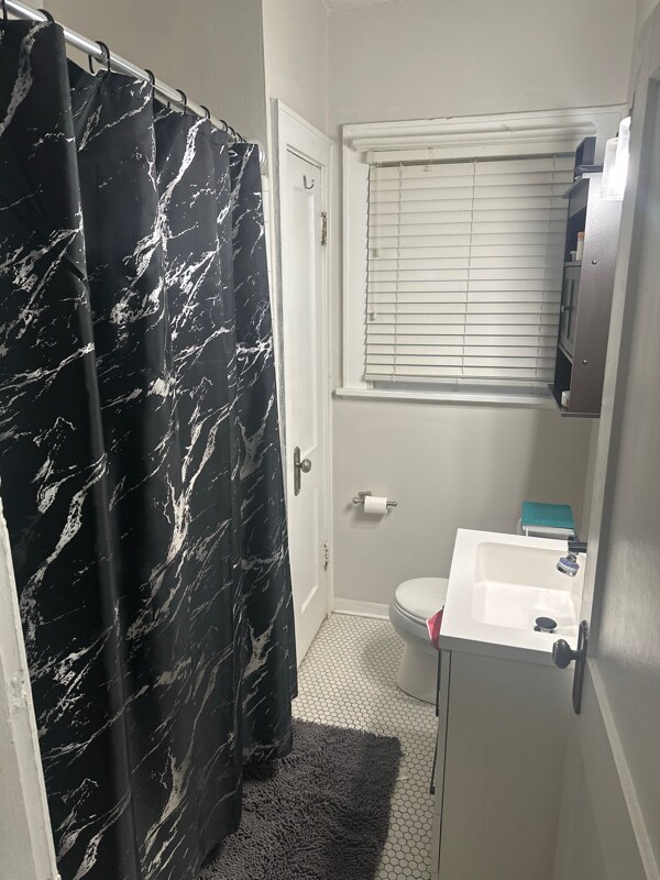 5331 Wakefield Place, Cincinnati, OH 45212 - photo 4