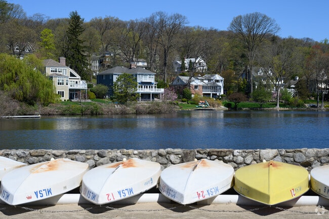 Those fortunate enough to have lakefront property get the full Mountain Lakes experience.