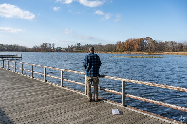 Fishermen from Hills and Dales can utilize the fishing piers at nearby Sippo Lake.